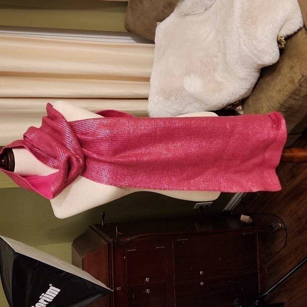 Nwot Kurt Geiger Pink Metallic Winter Scarf​​​​​​​​ - Picture 6 of 6